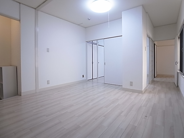 神戸市兵庫区下沢通１丁目の賃貸マンション