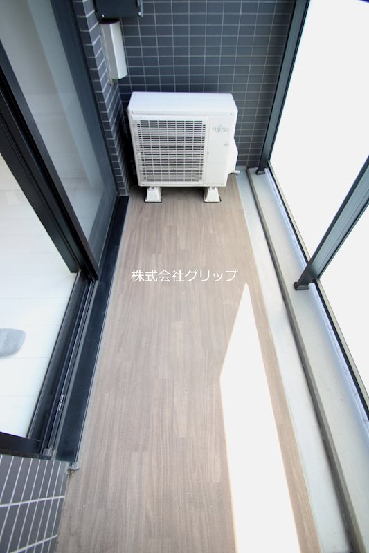 Le'a横濱西口壱番館のバルコニー