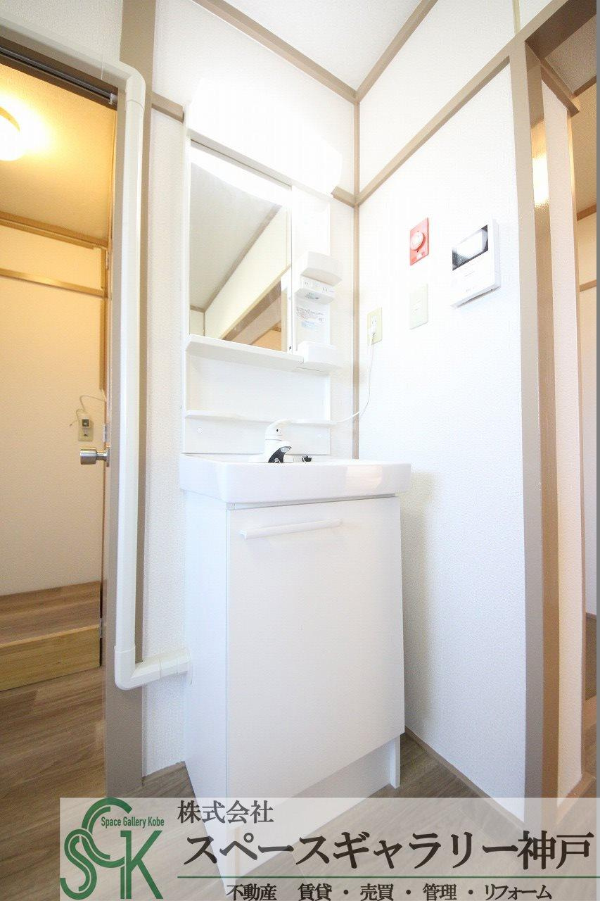 有野台の洗面所|※お部屋により仕様が異なる場合があります。