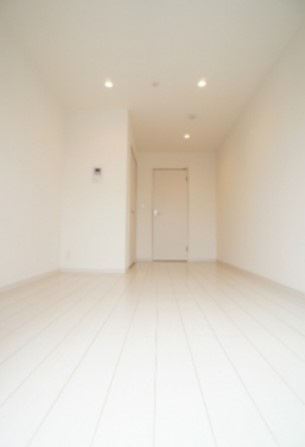 リブリ・六番館の居間・リビング