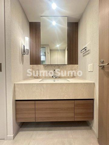 グランドメゾン福岡The Central Luxeの洗面所