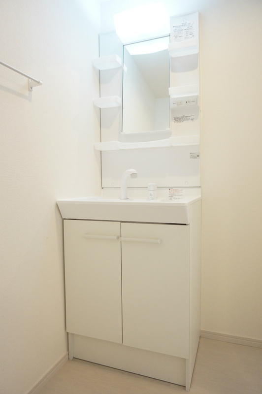 リブリ・都の独立洗面台|使いやすい洗面所です