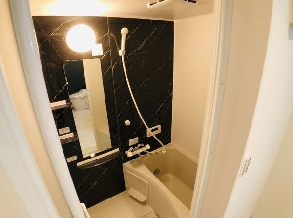 LE COCON守山Ⅱの浴室