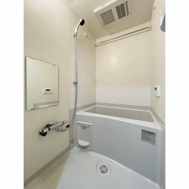 アルファコート西川口２６の浴室