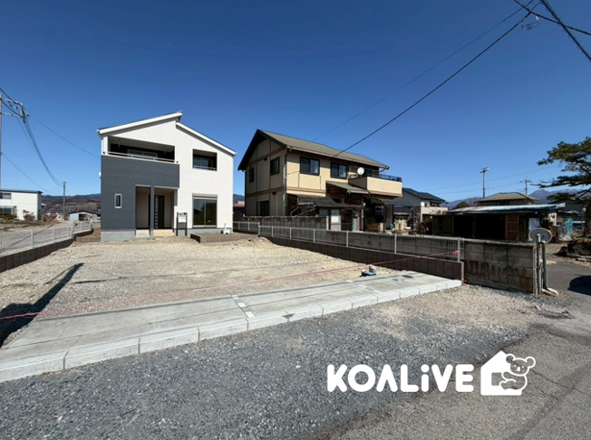 【前面道路含む現地写真】 | 渋川市金井　新築住宅　 | 現地ご案内ツアー開催中！早朝やお仕事帰りのご見学にもすぐ対応致します！見学ご予約はコアライブまでお気軽にお問い合わせ下さい！