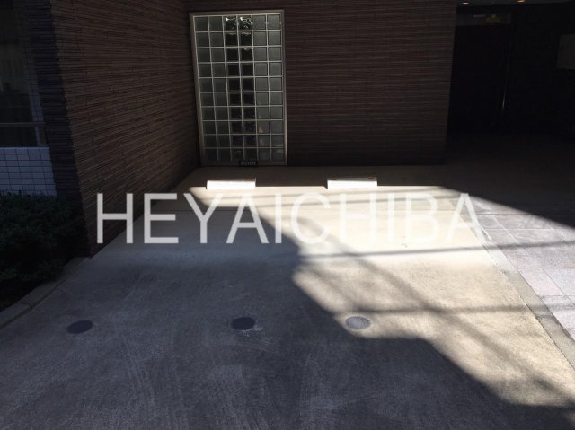 ヴィラ・セッコの駐車場