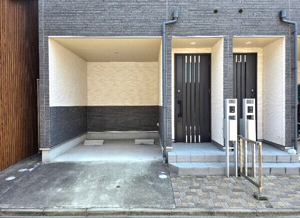 リリアム正木のエントランス