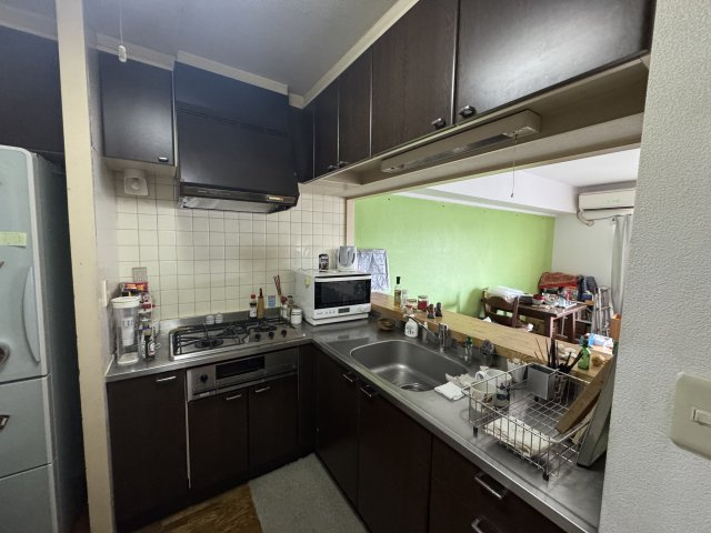 -三丁目不動産-入間駅前プラザ6号棟-のキッチン