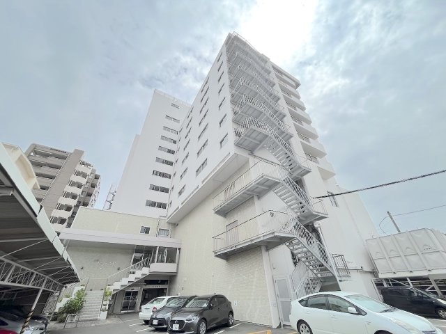 春日原パークマンションの外観
