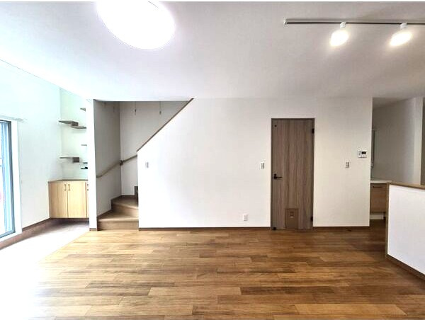 カッツェカヤバの居間・リビング