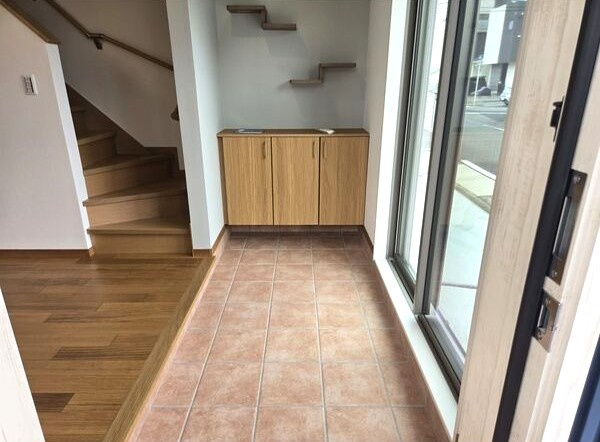 カッツェカヤバの玄関