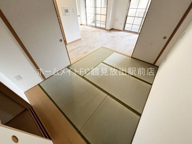 東大阪市森河内西２丁目の賃貸マンションの和室