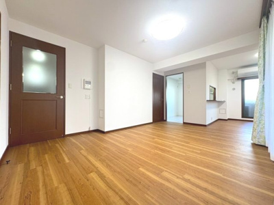 【居間・リビング】 | ステイツ千里桃山台