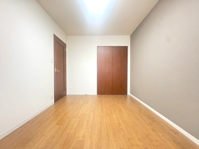 【洋室】 | ステイツ千里桃山台