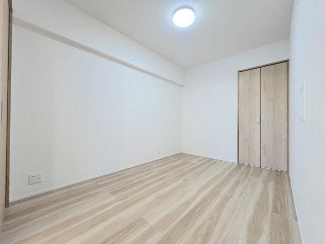 ダイアパレス大橋南壱番館の洋室