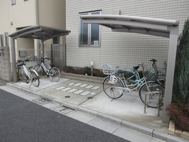 ガーデン長良のその他共用部分|★屋根付き駐輪場★