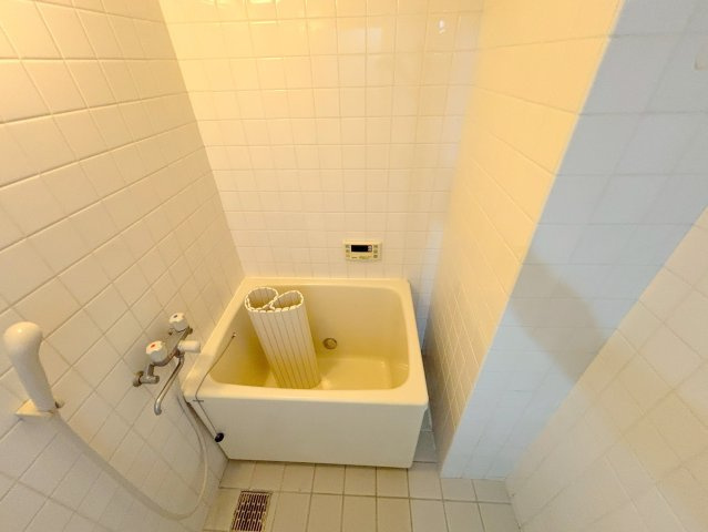 ハマハイツの浴室