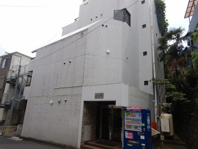 【エントランス】 | モダンアパートメント町田