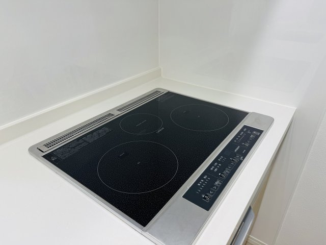 サンクレイドル八王子北野台のキッチン|～ＩＨコンロは、小さいお子様やご老人がいらっしゃるご家庭におススメ～