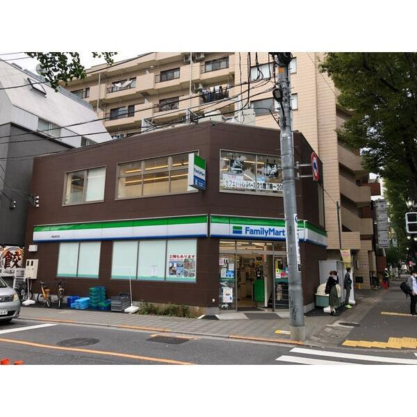 Ｃｏｅｕｒ　Ｂｌａｎｃ八幡山の周辺|ファミリーマート　八幡山駅北店まで452m 