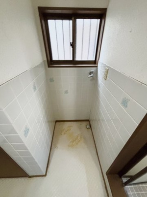 【ランドリースペース】 | 鶴見区浜３丁目中古戸建 | 洗濯機置き場です。