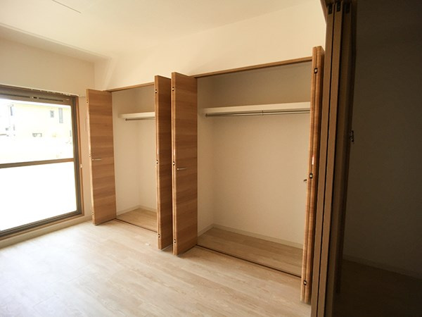 ウィステリア東春田の収納