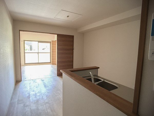 ウィステリア東春田の居間・リビング