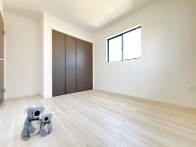 【洋室】 | 高崎市飯塚町　新築住宅 | 「どんな家具を置こうかな」とワクワクする。好みのこだわりのお部屋にしてじぶんだけの部屋でゆったりと寛げます。