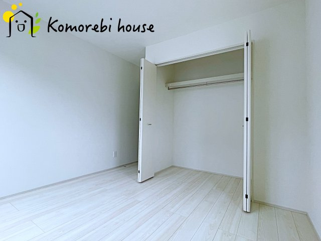 上尾市瓦葺　13期　新築一戸建て　グラファーレ　04の収納|10/31　撮影