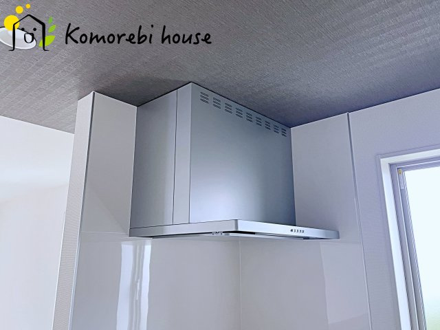 上尾市瓦葺　13期　新築一戸建て　グラファーレ　04のキッチン|10/31　撮影