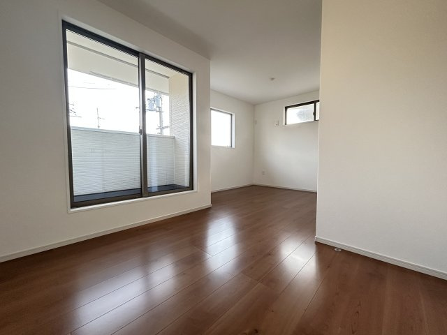 ◆リビング広々１９帖以上の３ＬＤＫ◆南向きのため陽当り良好◆桃山町伊賀１期の洋室|洋室