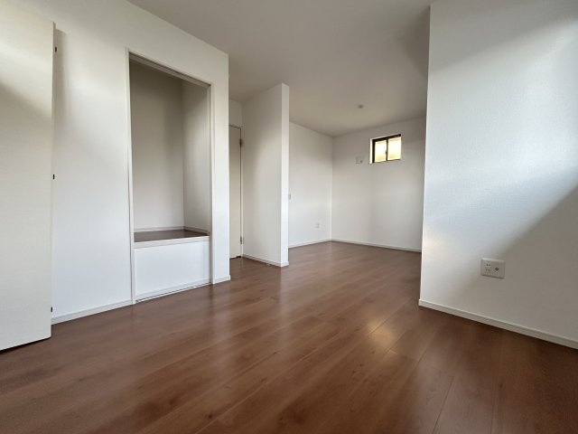 ◆リビング広々１９帖以上の３ＬＤＫ◆南向きのため陽当り良好◆桃山町伊賀１期の収納|収納