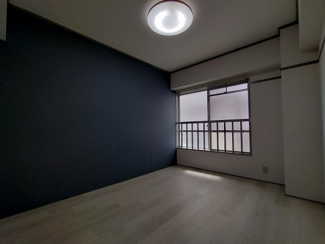 神戸市兵庫区塚本通６丁目の賃貸マンションの内装|洋室