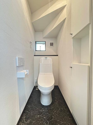  | 「1階トイレ」温水洗浄便座です 