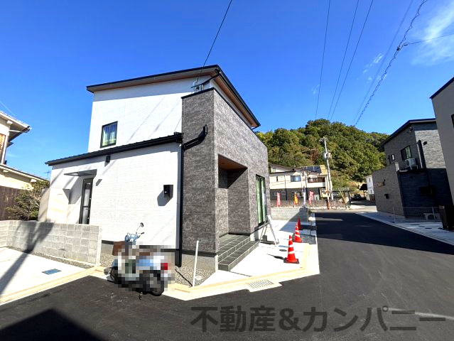 ハマノクレド別府Ⅵ　新築戸建の前面道路含む現地写真|前面道路含む現地写真です
