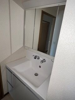 オクトス市ケ尾の独立洗面台