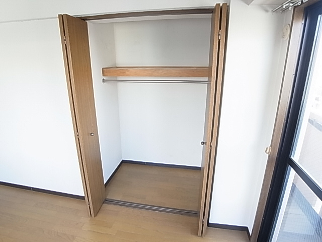 神戸市兵庫区門口町の賃貸マンションの収納|クローゼット