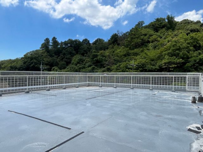 【展望】 | 中山五月台事務所・倉庫兼戸建て | 屋上も広くて、アウトドアリビングとして楽しめます。眺望もよし