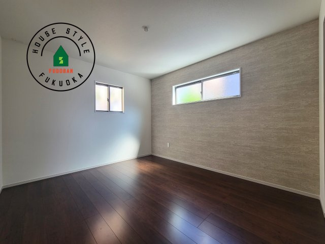 福岡市西区今津第14-4棟（3号棟）の寝室|主寝室には収納力に優れたクローゼットがありますので、お部屋もすっきり片付きます。