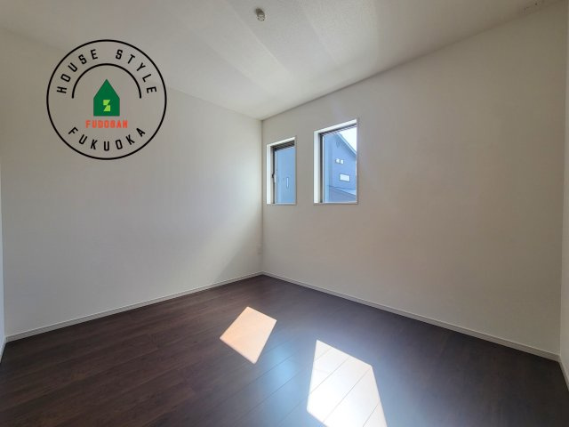 福岡市西区今津第14-4棟（3号棟）の子供部屋|穏やかな光が差し込む室内には、穏やかな時間が流れます。