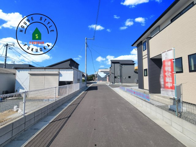 福岡市西区今津第14-4棟（3号棟）の前面道路含む現地写真|前面道路です。