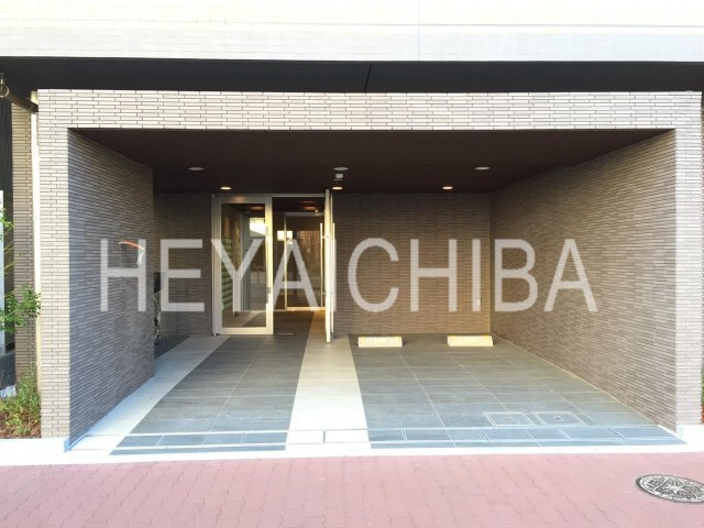 ブライズ亀戸DUEのエントランス