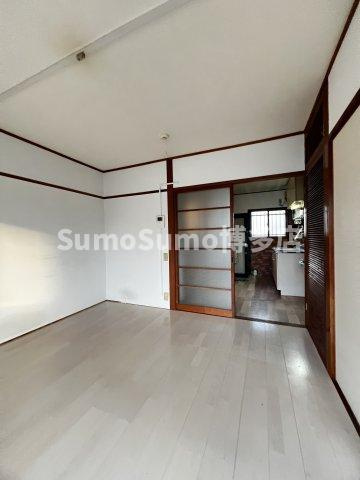 高宮森ビルの居間・リビング