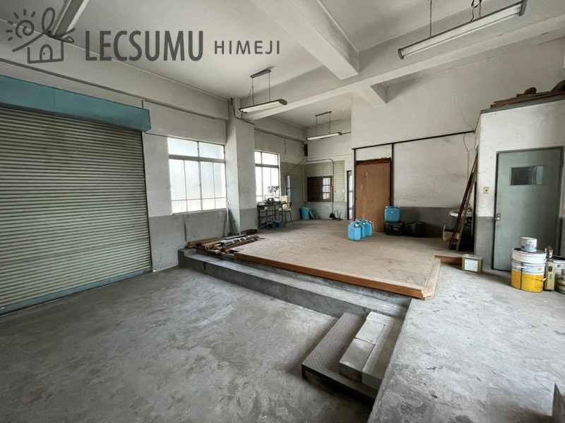 姫路市下寺町/中古戸建の駐車場