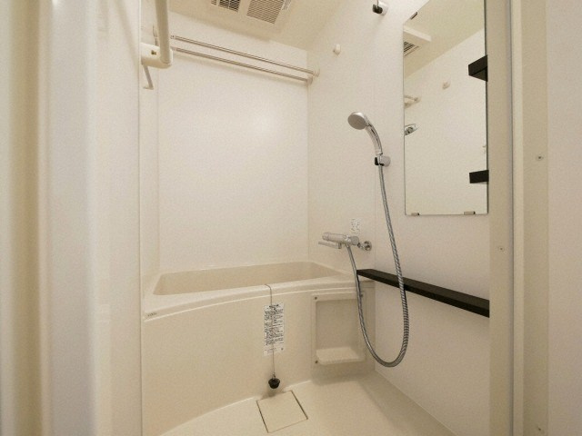 エステムコート難波Ⅶビヨンドの浴室