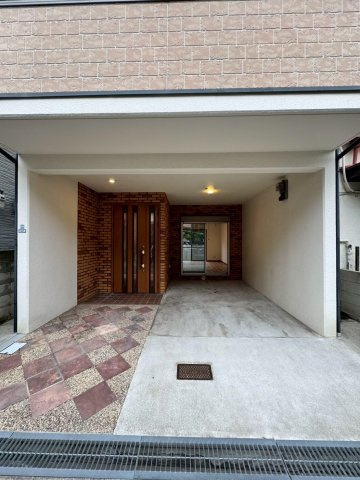 門真市城垣町の駐車場