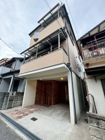 門真市城垣町の外観|令和7年8月リフォーム済み！
京阪本線「萱島」駅徒歩約11分！