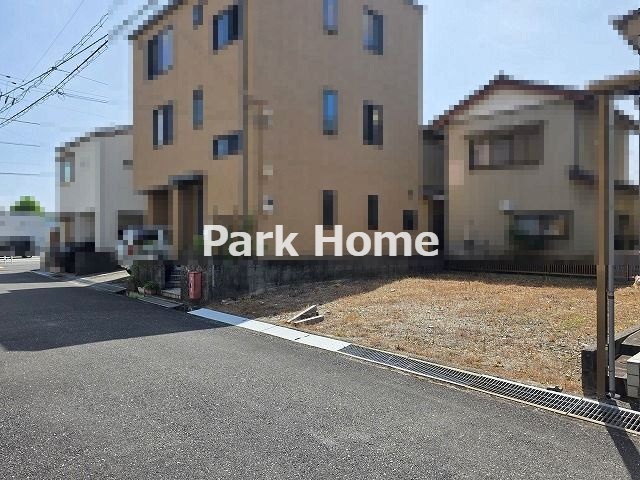 高知市薊野北町2丁目-建築条件付き-売土地の前面道路含む現地写真