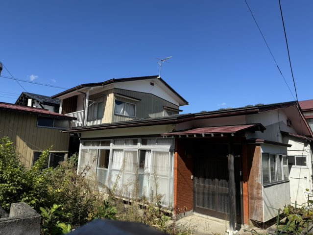 福島県会津若松市城西町の外観|昔ながらの作りの住宅です。