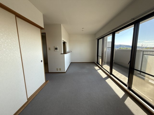 エンブレイス姫路市役所南の居間・リビング